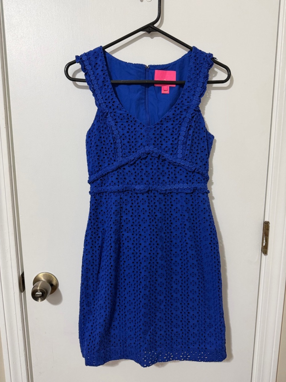 Lilly Pulitzer Blue Eyelet Lace Dress Size 2 Sleeveless Fit & Flare